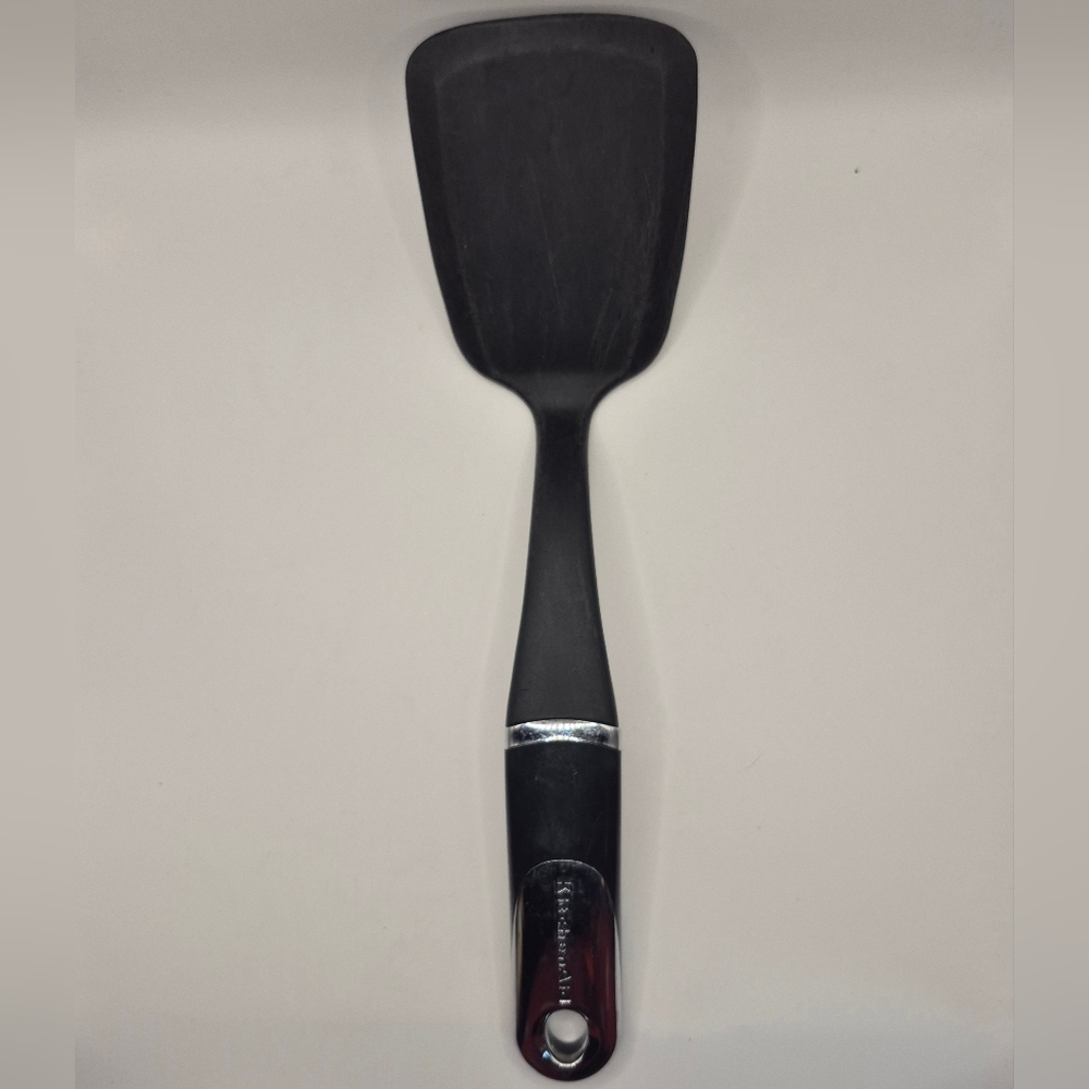 Kitchenaid 12" Solid Black‎ Nylon Spatula
